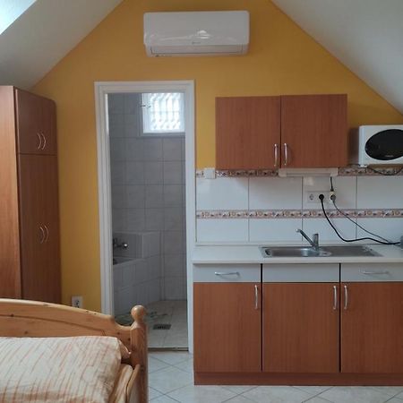 Liget Apartman Balatonföldvár Kültér fotó