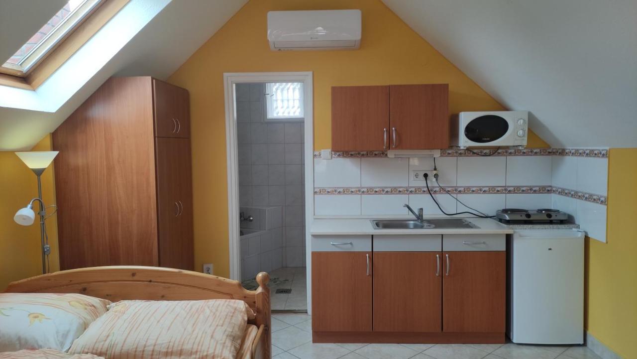 Liget Apartman Balatonföldvár Kültér fotó