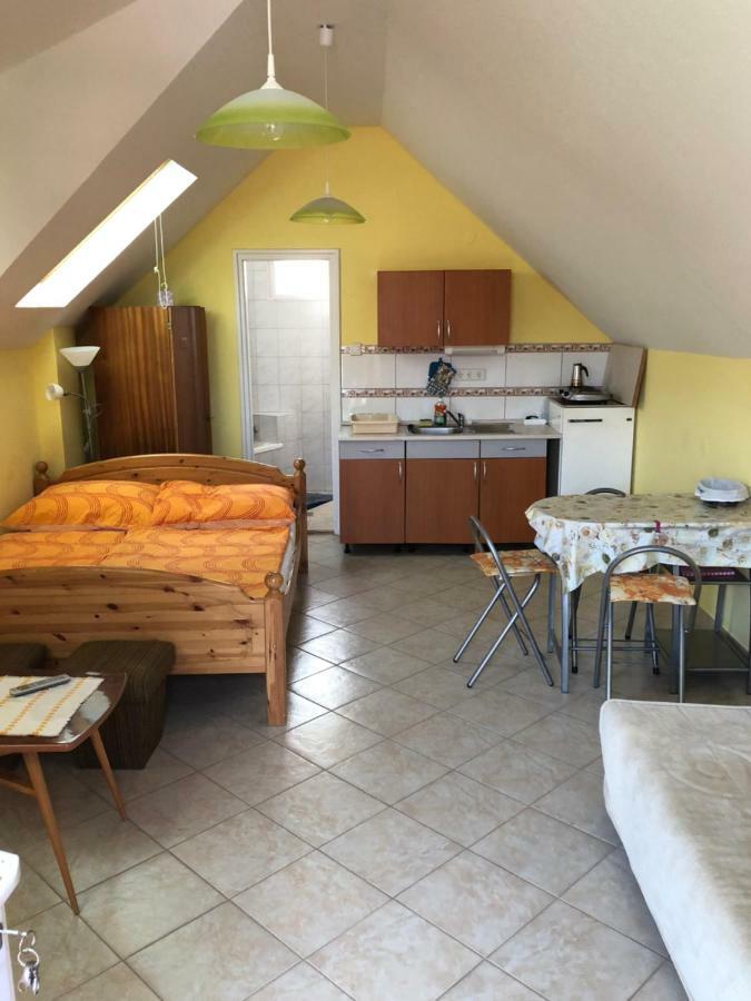 Liget Apartman Balatonföldvár Kültér fotó